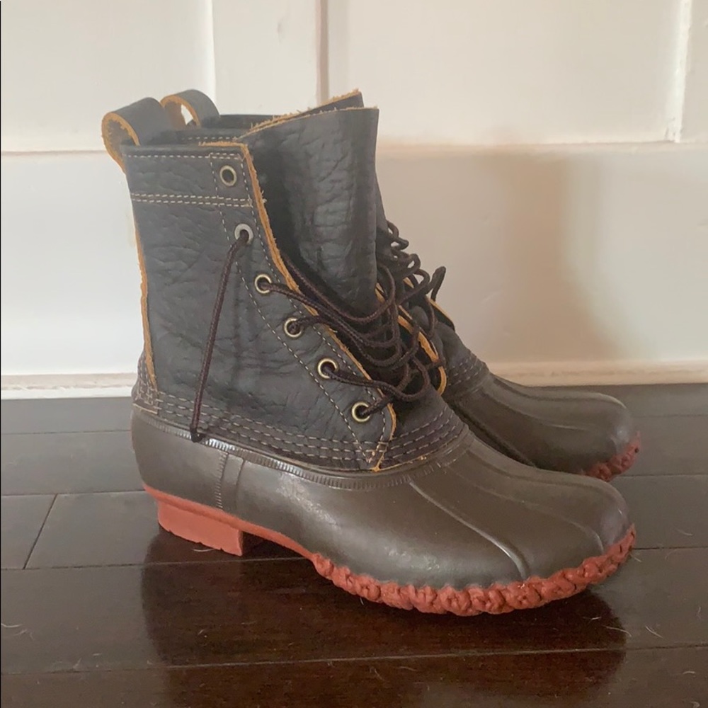 NWOT Limited Edition L.L. Bean 8” Duck Boots